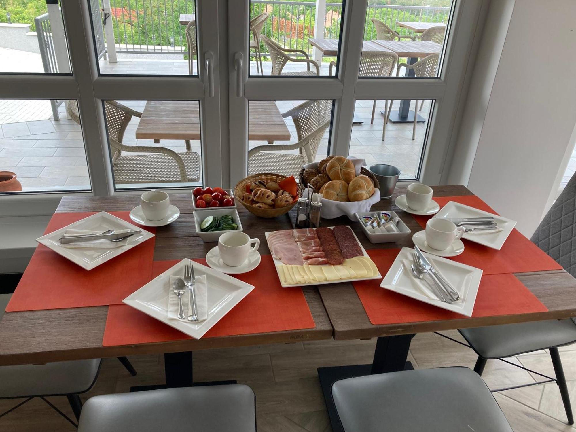 Bed and Breakfast Fogado A Ket Toelgyfahoz Sümeg Exteriér fotografie