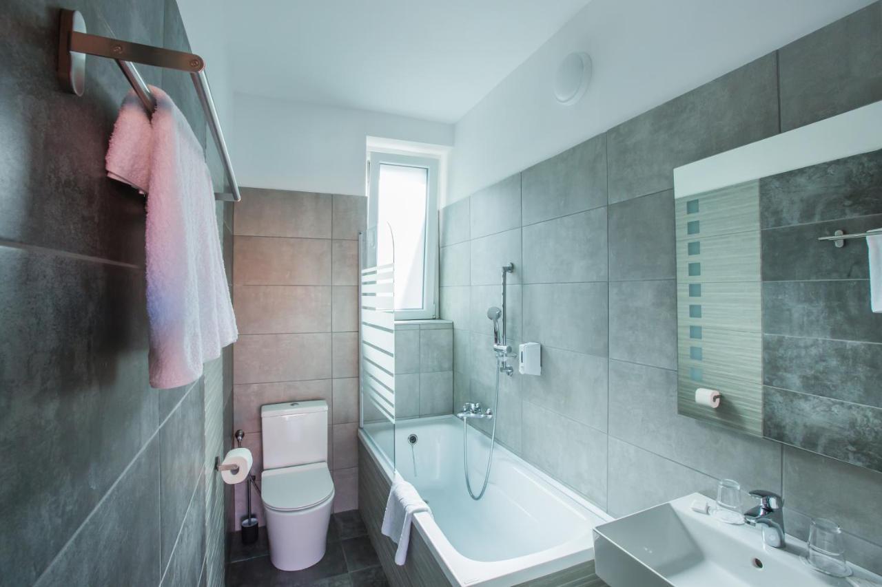 Bed and Breakfast Fogado A Ket Toelgyfahoz Sümeg Exteriér fotografie